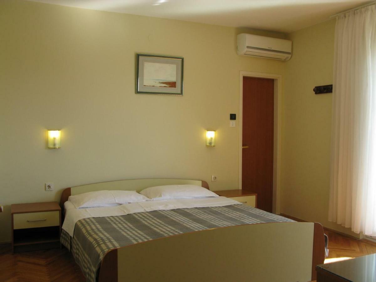 Apartments And Rooms Lanca Banjol Kültér fotó